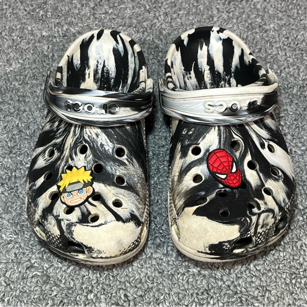 Crocs Tie Dye Kids Size 11 Slip On Shoes With Gibbets